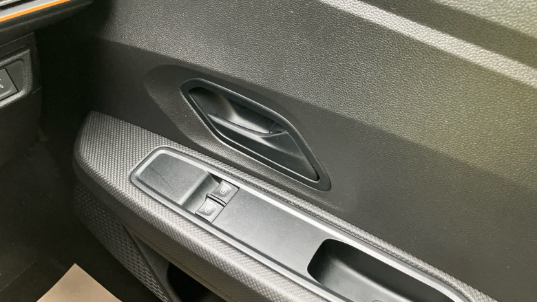 Dacia Sandero Stepway 1.0 TCe Essential 5dr Bi Fuel Hatchback